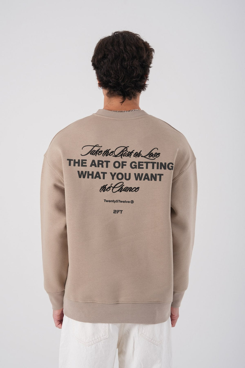 Design Club' Oversized Sweatshirt: The New Icon of Urban Style